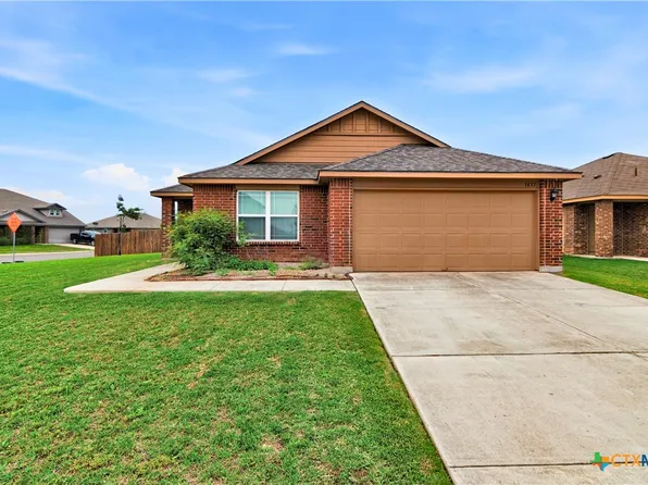 1437 Birmingham Dr, Seguin, TX 78155