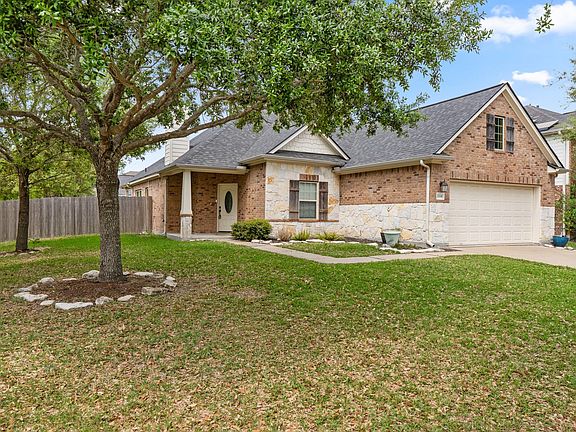 4th image of 2018 Knoll Oak Ln