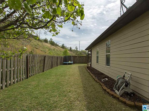 4th image of 1315 Sierra Ct