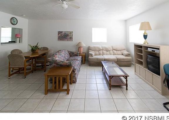 5th image of 501 Wayne Ave