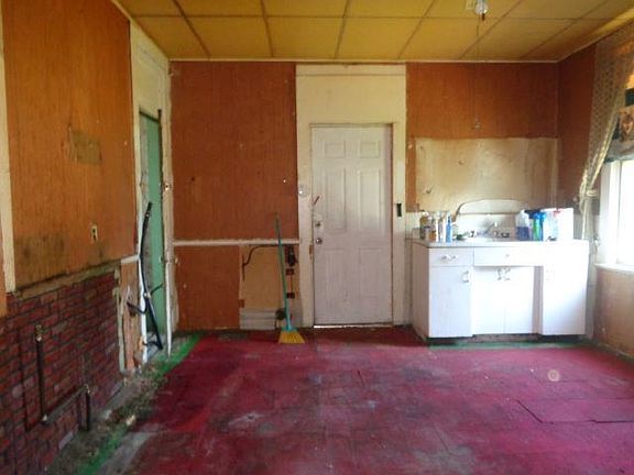 4th image of 333 N 13th St