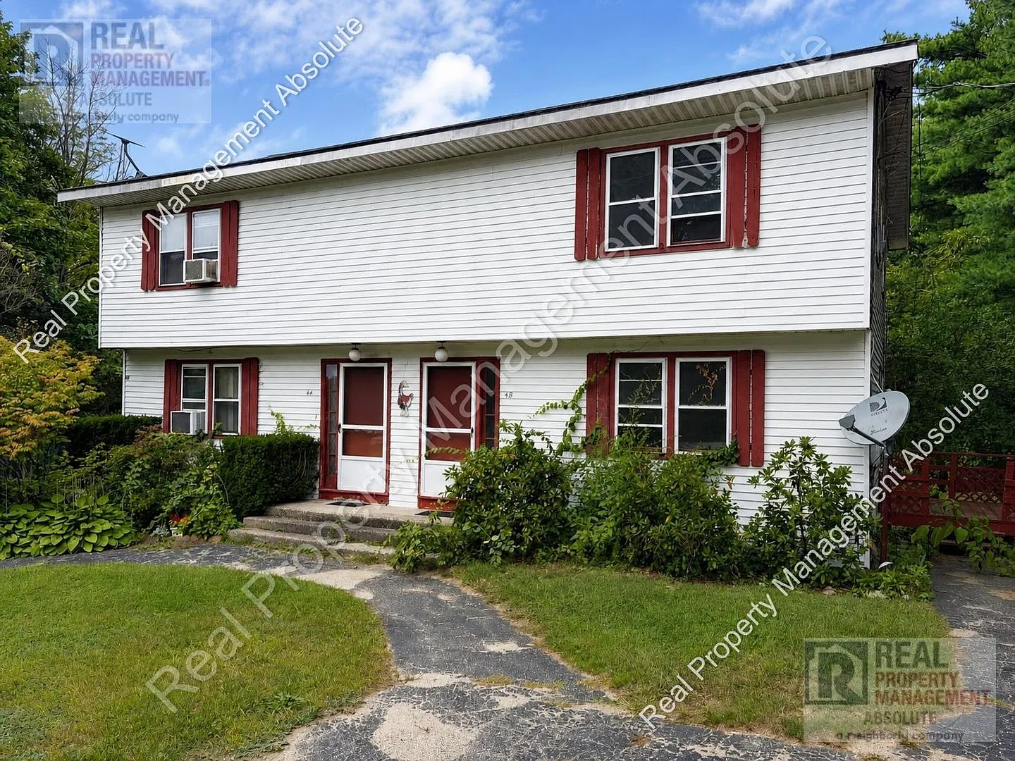 Harwood 4 — Photo 1