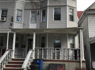 8421 90th St, Woodhaven, NY 11421