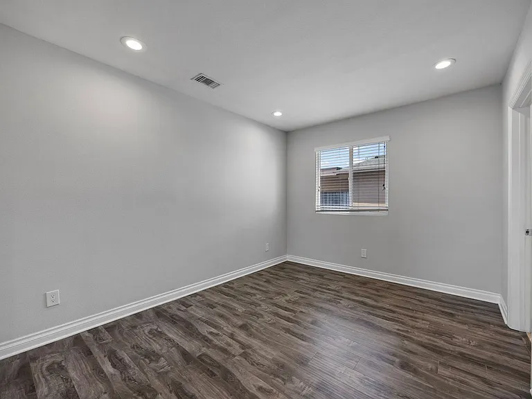5186 W 20th St #51861 — Photo 12