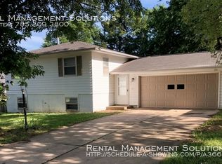 5136 SW 33rd St, Topeka, KS 66614