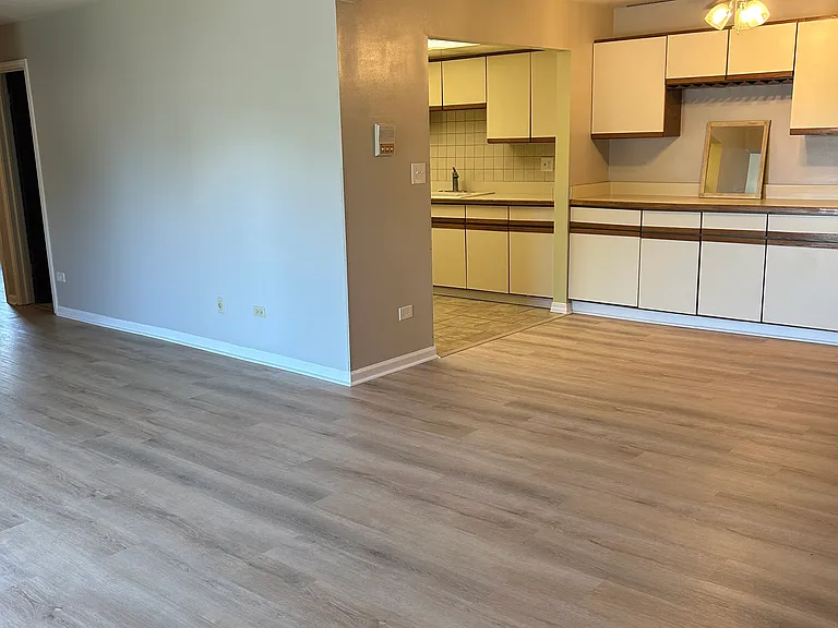 254 E Bailey Rd #L — Photo 3