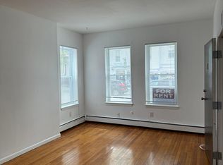 6 N Clover St #2, Poughkeepsie, NY 12601