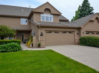 8505 S Country Club Dr, Franklin, WI 53132