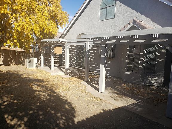 2nd image of 36800 Haven Ct