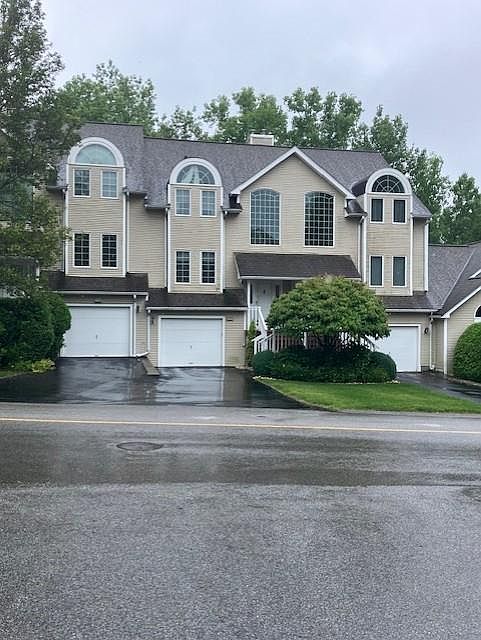 1st image of 187 River Farms Dr #187