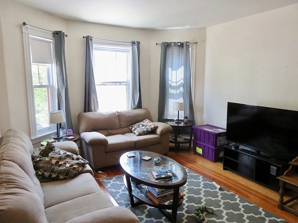 157 N St #1