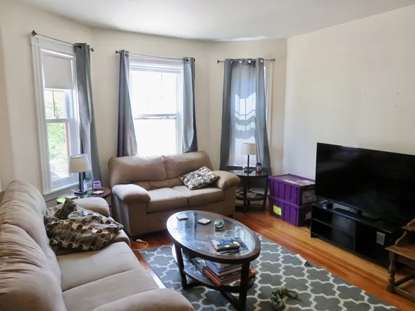 157 N St APT 1, Boston, MA 02127