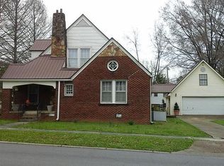 1401 Bunch St, Corinth, MS 38834