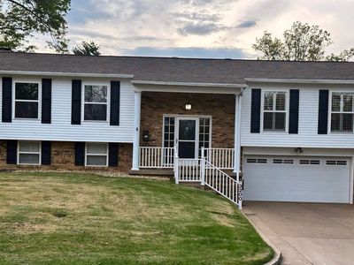 3200 Mockingbird Ln, Evansville, IN, 47710