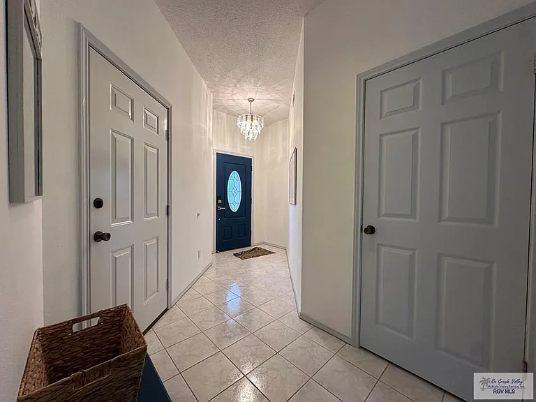 33 Shenandoah River Dr — Photo 5