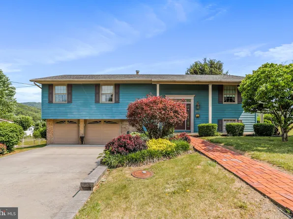 1465 Ludwick St, Keyser, WV 26726