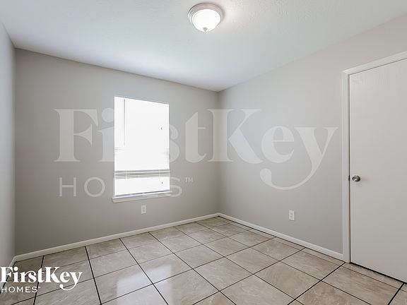 5th image of 19615 Plantation Tree Ct