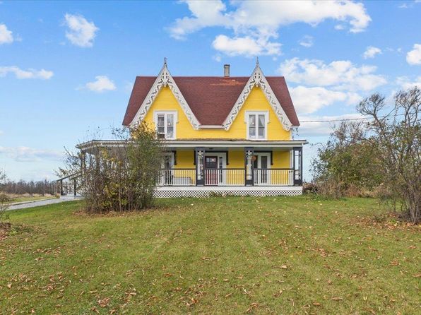 7808 Vermont 22A, Addison, VT 05491