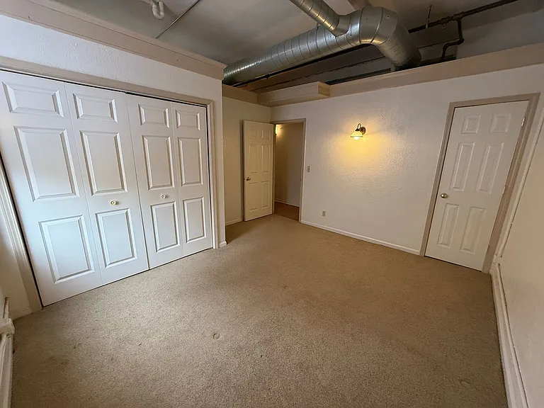 125 E Michigan Ave — Photo 14