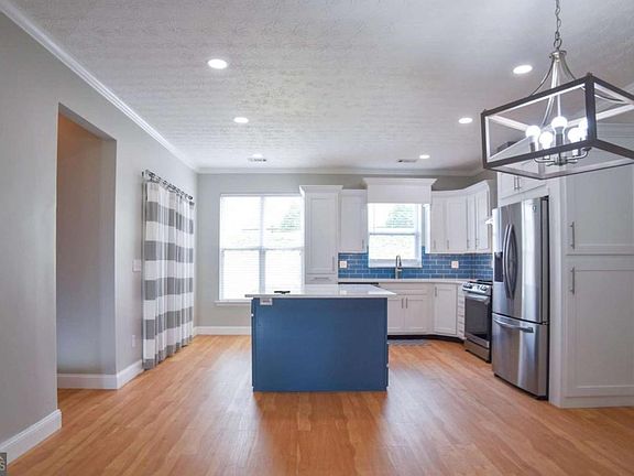 5th image of 6616 Splashwater Dr