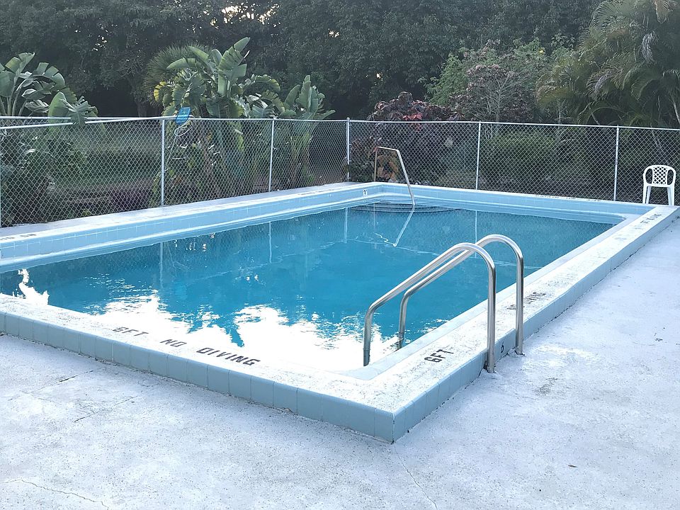 2nd image of 4693 Martha Louise Dr