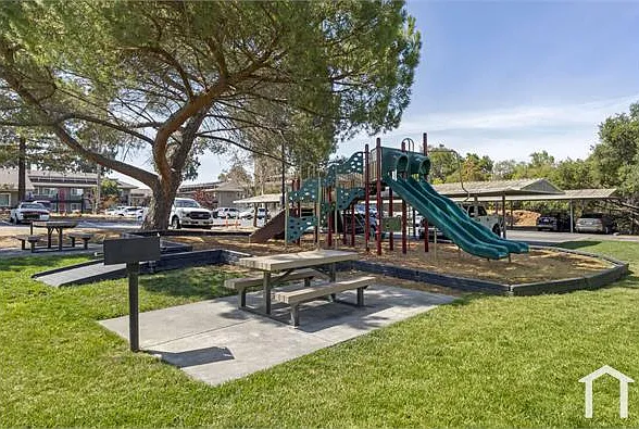 463 Wooster Ave #H20 — Photo 17