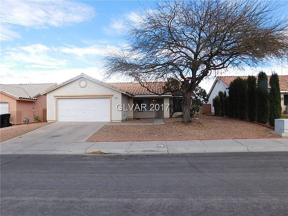 3rd image of 834 Grape Vine Ave #0
