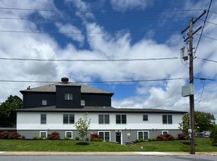 202 Center St #5, Stockertown, PA 18083