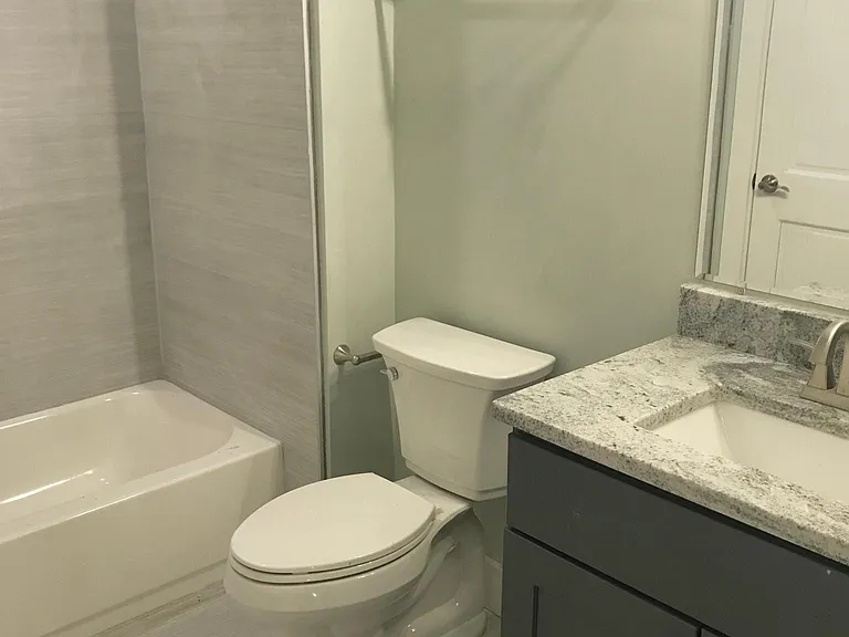 2315 Park Ave #2F — Photo 11