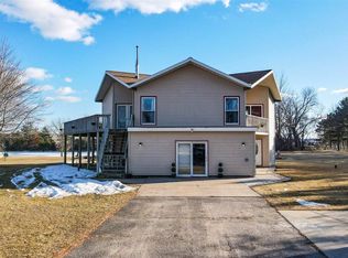 1931 Clar Re Dr, Plover, WI 54467