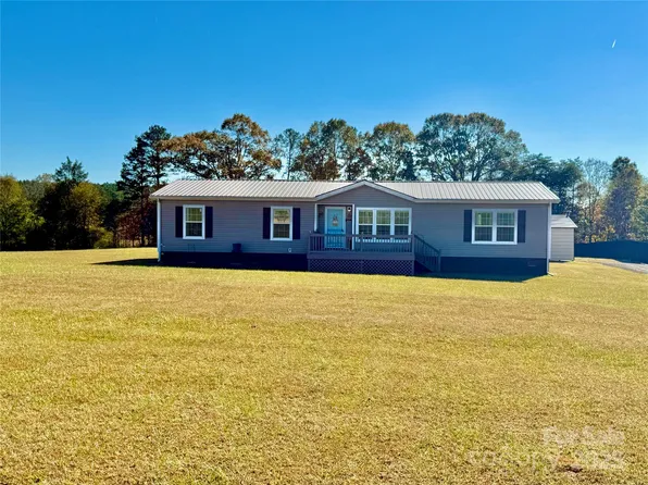 890 Dixon Rd, Ellenboro, NC 28040