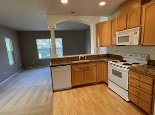 12607 SE 30th St APT 6, Bellevue, WA 98005