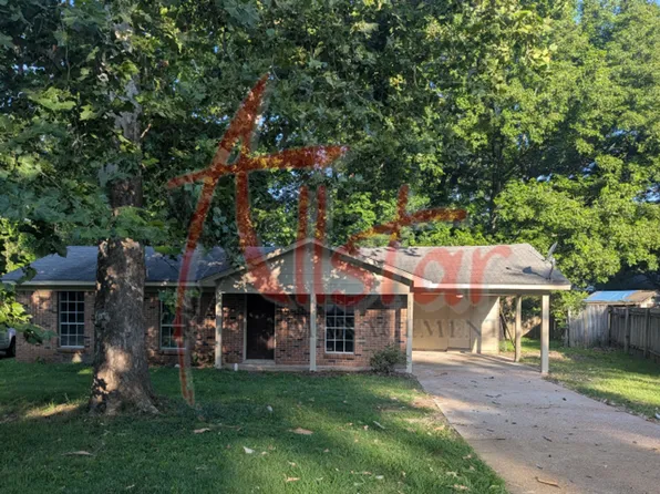 8375 Old Forge Rd, Southaven, MS 38671