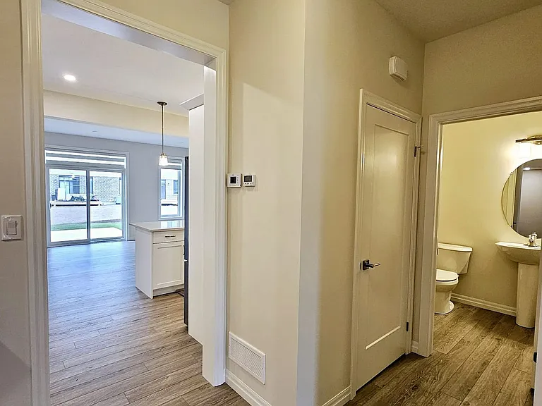214 Renaissance Dr — Photo 24