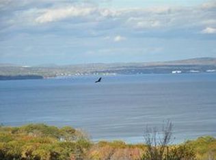 17 Parkinson Ln, Northport, ME 04849