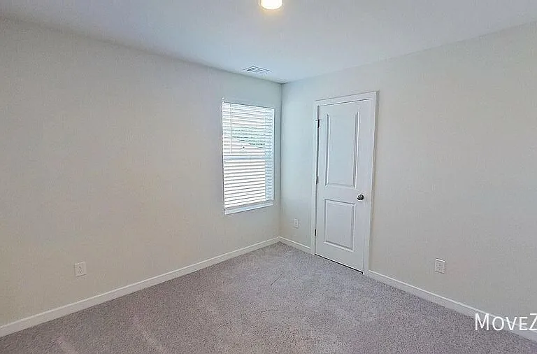 161 Davis Dr — Photo 21