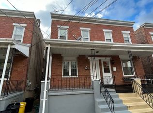 35 Dexter St, Trenton, NJ 08638