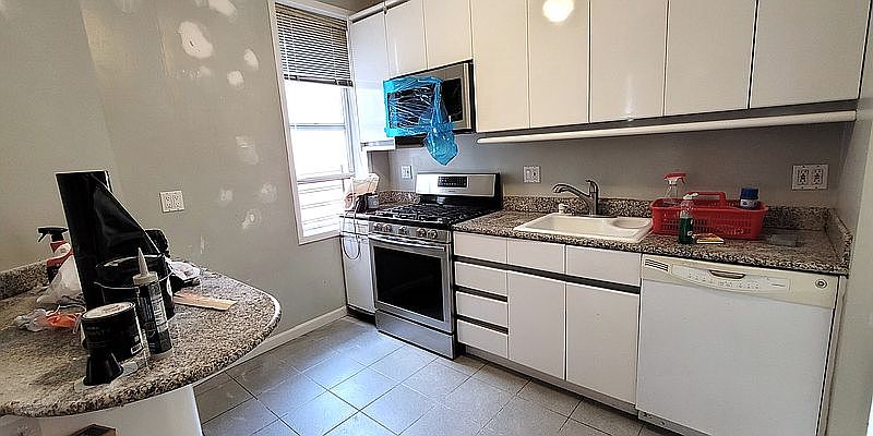 1st image of 32-15 31st Ave #4R
