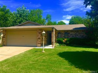 11845 E 62nd St S, Broken Arrow, OK 74012