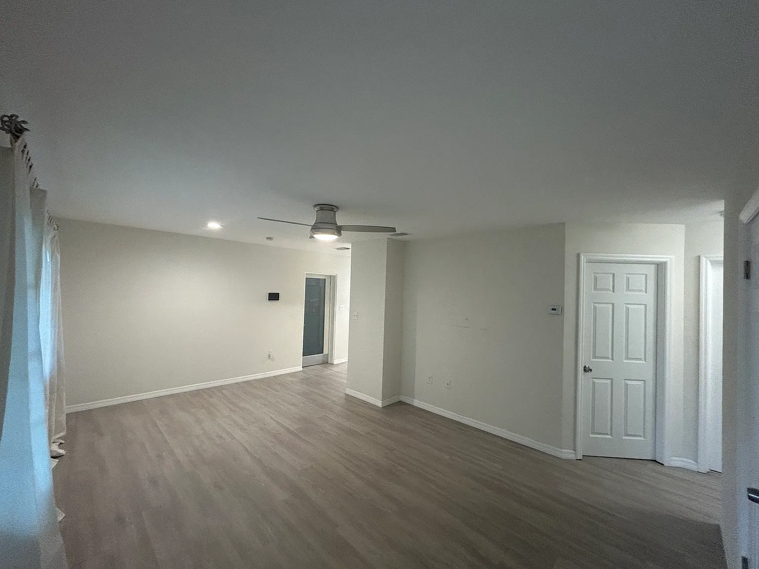 5 bed, 1866 sqft, $2,999 — Photo 4