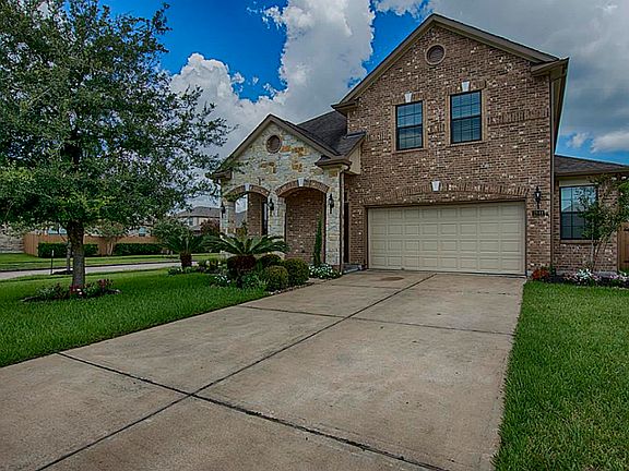 2nd image of 2844 Torano Cir