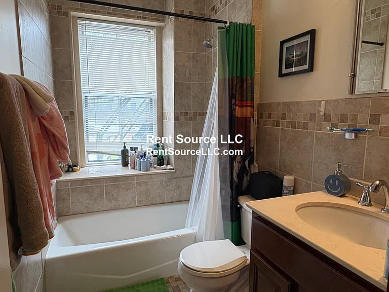 23 Ware St #4 — Photo 7