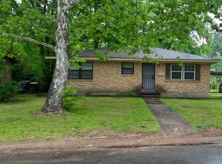 9209 Woodford Dr, Little Rock, AR 72209