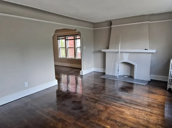 (undisclosed Address), Detroit, MI 48238