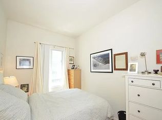 225 W 14th St APT 3E, New York, NY 10011