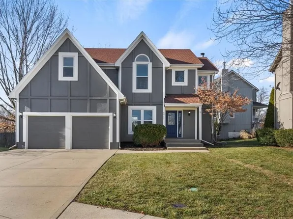8917 W 128th St, Overland Park, KS 66213