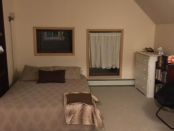 Living room/bedroom