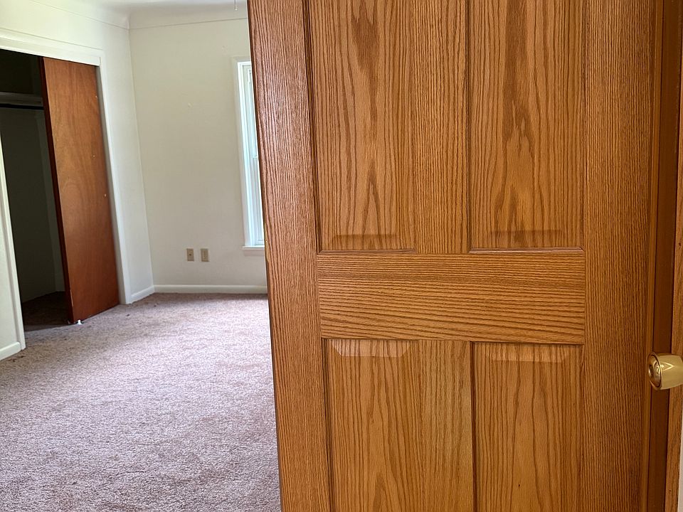Large Bedroom