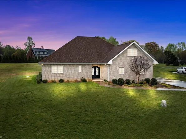 255 Belmont Pl, Rockwell, NC 28138