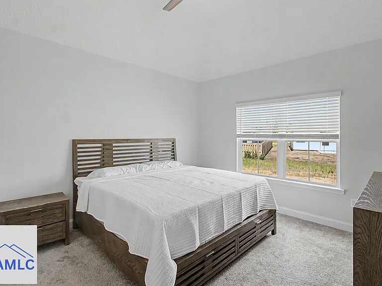 16 Crawford Ct — Photo 9